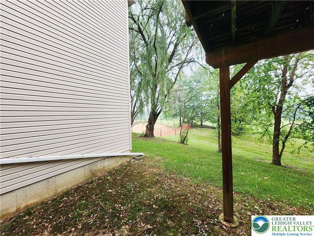 8513 Gateway Road, Upper Macungie Twp, PA 18031