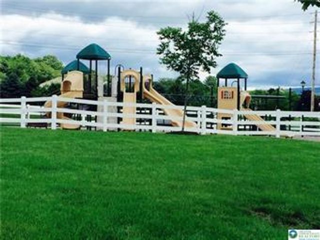8513 Gateway Road, Upper Macungie Twp, PA 18031