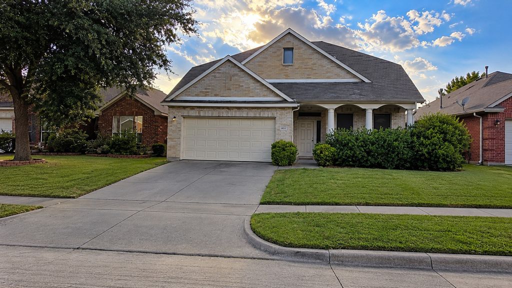 6610 Kinross Drive, Arlington, TX 76002 — exterior