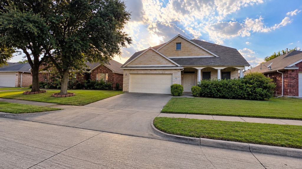 6610 Kinross Drive, Arlington, TX 76002 — photo 5