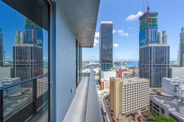 121 NE 5th St 2301, Miami, FL 33132