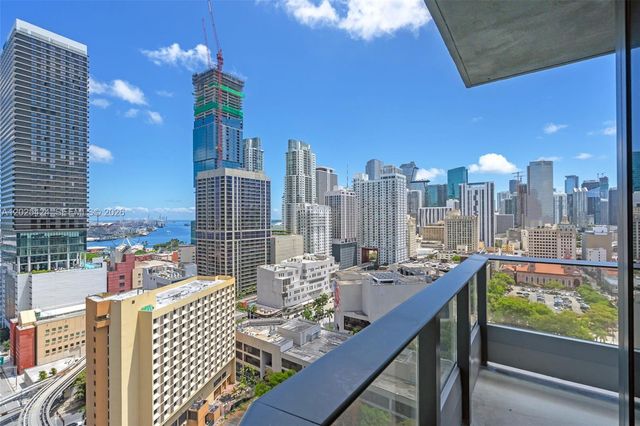 121 NE 5th St 2301, Miami, FL 33132