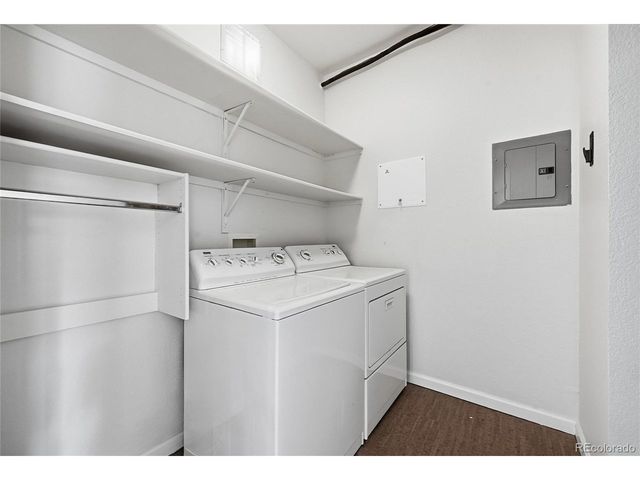 220 Roslyn St 706, Denver, CO 80230