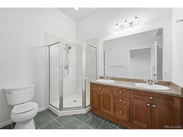 220 Roslyn St 706, Denver, CO 80230