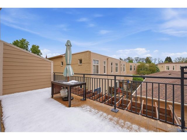 220 Roslyn St 706, Denver, CO 80230