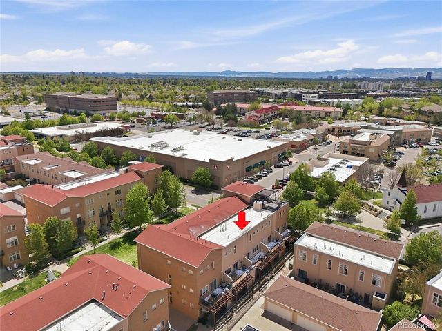 220 Roslyn St 706, Denver, CO 80230