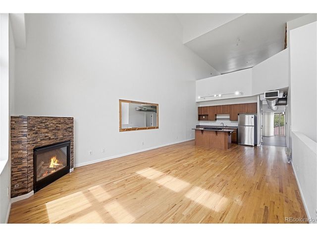 220 Roslyn St 706, Denver, CO 80230