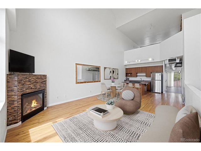 220 Roslyn St 706, Denver, CO 80230
