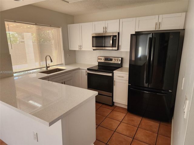 9825 SW 132nd Court, Miami, FL 33186