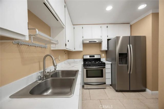 950 Golden Springs Drive D, Diamond Bar, CA 91765