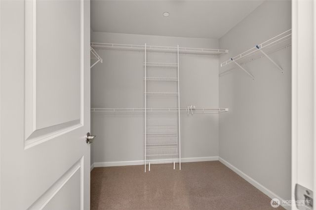868 3rd Avenue NE, Issaquah, WA 98029