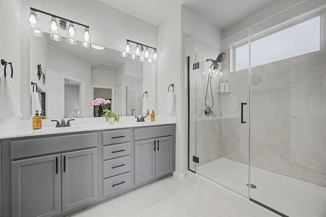 225 Manassas DR, Leander, TX 78641