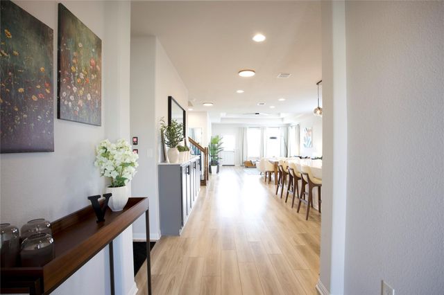 225 Manassas DR, Leander, TX 78641