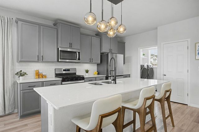 225 Manassas DR, Leander, TX 78641