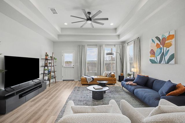 225 Manassas DR, Leander, TX 78641