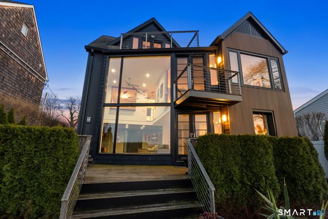 17 Seabreeze Place, Norwalk, CT 06854