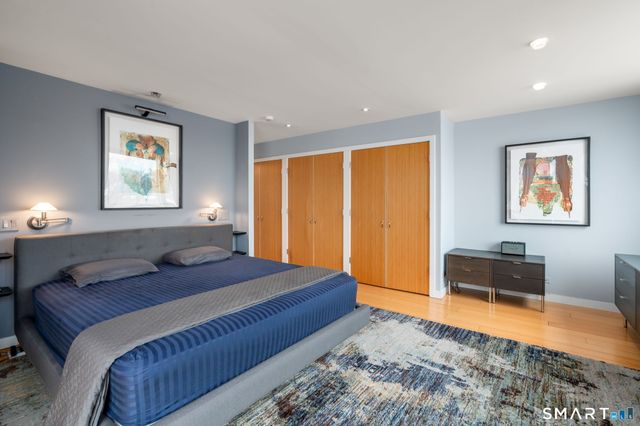 17 Seabreeze Place, Norwalk, CT 06854