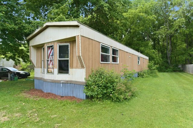 75690 Marie Drive, Lawton, MI 49065
