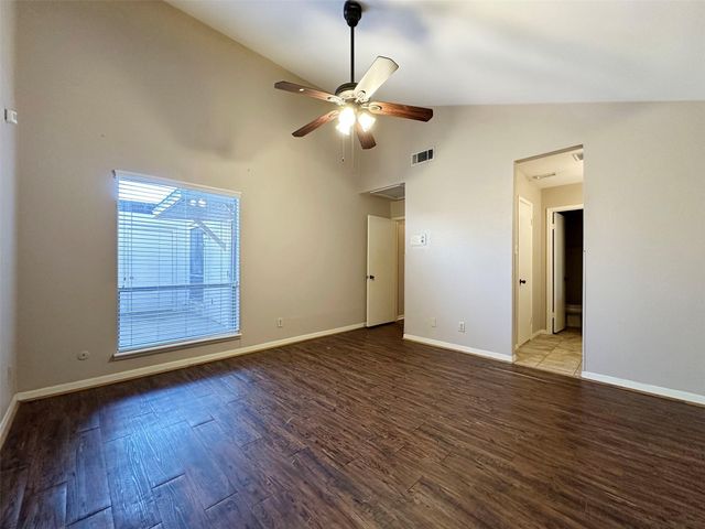 7730 Challie Lane 7730, Houston, TX 77088