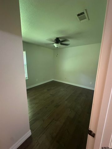 229 Maggie Circle, Flint, TX 75762