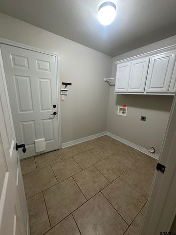 229 Maggie Circle, Flint, TX 75762