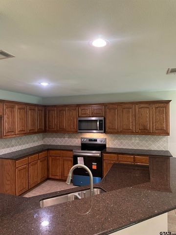 229 Maggie Circle, Flint, TX 75762