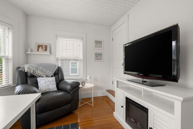 44 Chickatabot Rd, Quincy, MA 02169