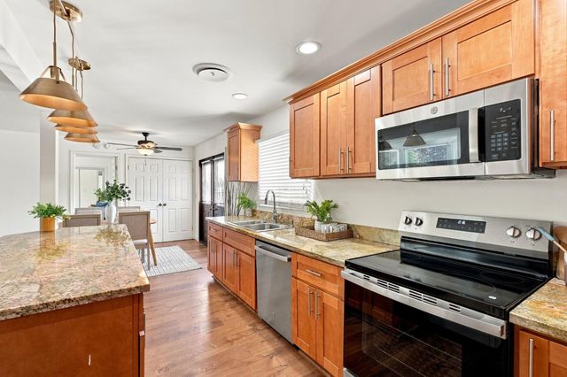 2627 La France Dr, Carmichael, CA 95608