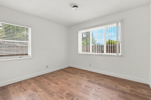 2627 La France Dr, Carmichael, CA 95608
