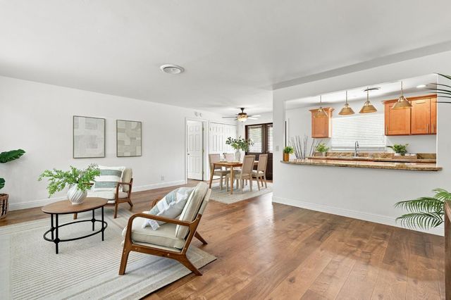 2627 La France Dr, Carmichael, CA 95608