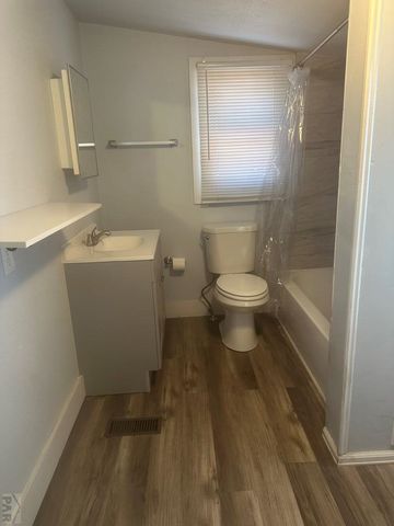 1240 Mahren Ave, Pueblo, CO 81004