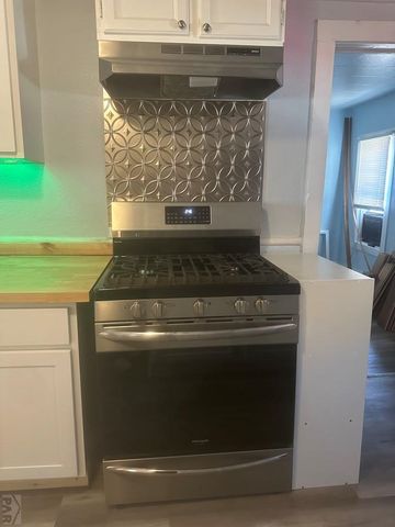 1240 Mahren Ave, Pueblo, CO 81004