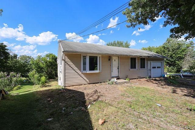 5255 Bear Road, Clay, NY 13212