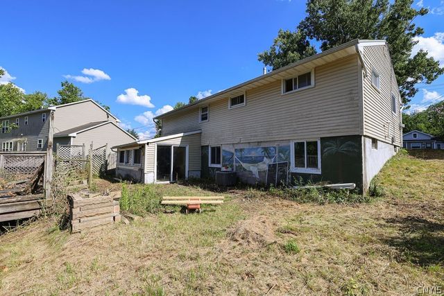 5255 Bear Road, Clay, NY 13212
