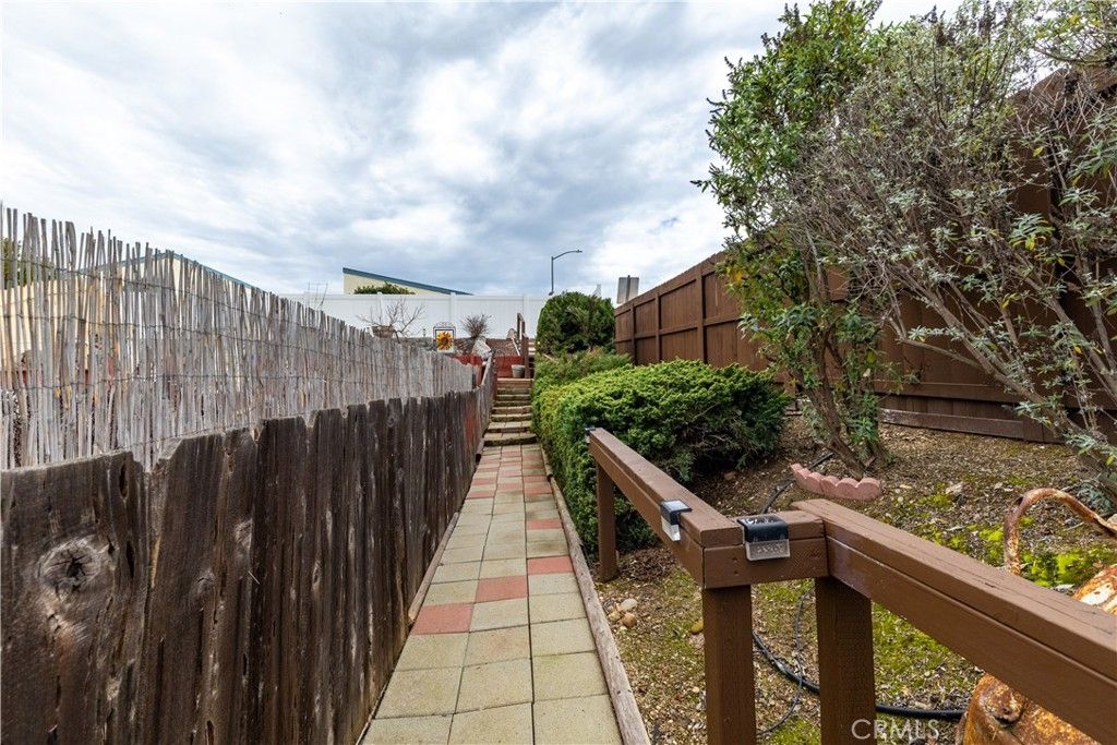 Image 38 of property listing at 1744 Ponderosa, Paso Robles, CA 93446