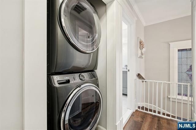 160 Alexander Avenue, Nutley, NJ 07110