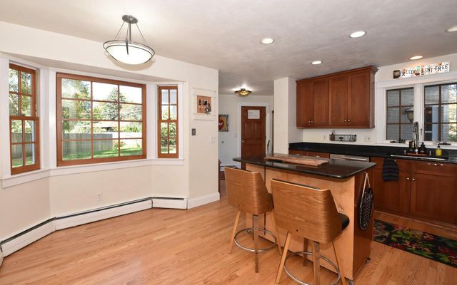 3701 North Bay DRIVE, Racine, WI 53402