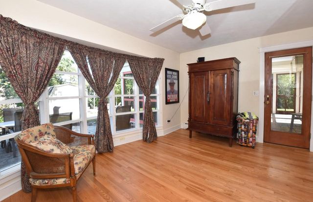 3701 North Bay DRIVE, Racine, WI 53402