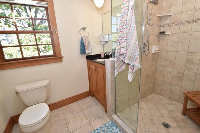 3701 North Bay DRIVE, Racine, WI 53402