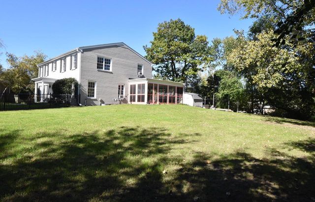 3701 North Bay DRIVE, Racine, WI 53402