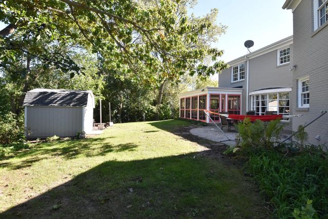 3701 North Bay DRIVE, Racine, WI 53402