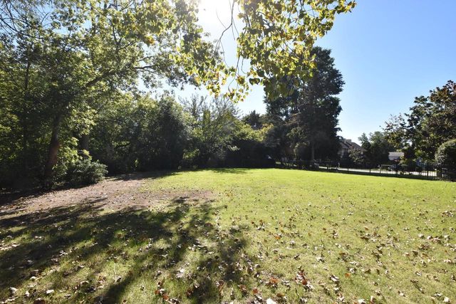 3701 North Bay DRIVE, Racine, WI 53402