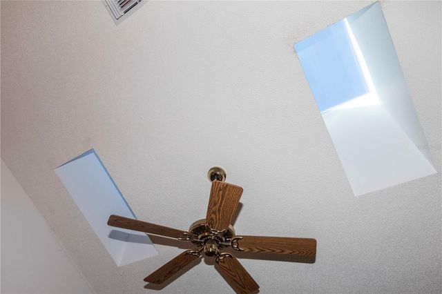 3275 LORI LANE, New Port Richey, FL 34655