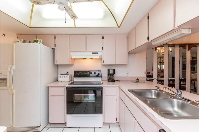 3275 LORI LANE, New Port Richey, FL 34655