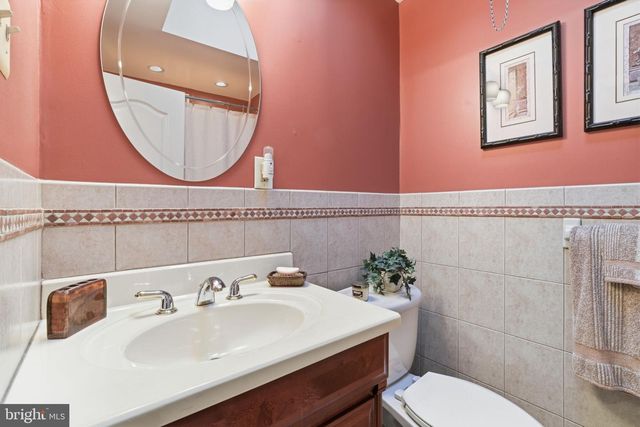 630 ARTWOOD DR, Philadelphia, PA 19115