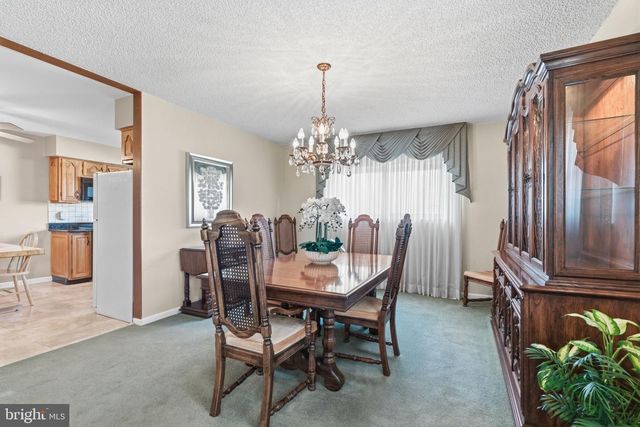 630 ARTWOOD DR, Philadelphia, PA 19115