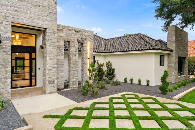 6 Turin Ct, San Antonio, TX 78257