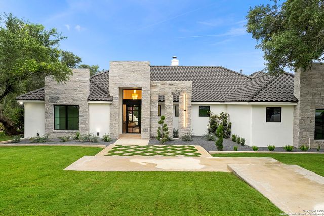 6 Turin Ct, San Antonio, TX 78257