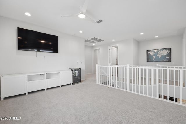 2042 W DESERT FOREST Trail, Phoenix, AZ 85085