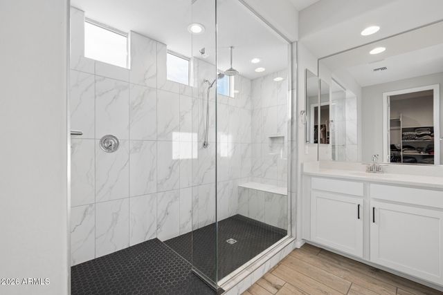 2042 W DESERT FOREST Trail, Phoenix, AZ 85085